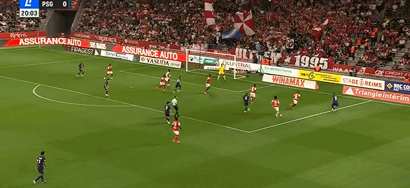 ⚽法甲战报：中村敬斗闪击登贝莱扳平 巴黎1-1兰斯赛季全胜遭终结